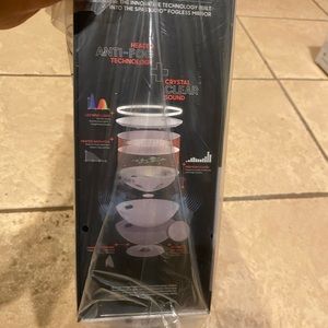 Fogless mirror +Bluetooth speaker